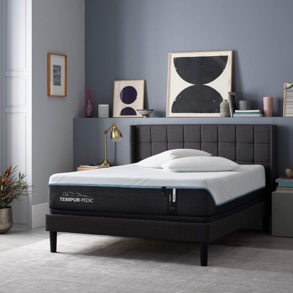 TEMPUR-Adapt® Collection (Queen Medium Hybrid)